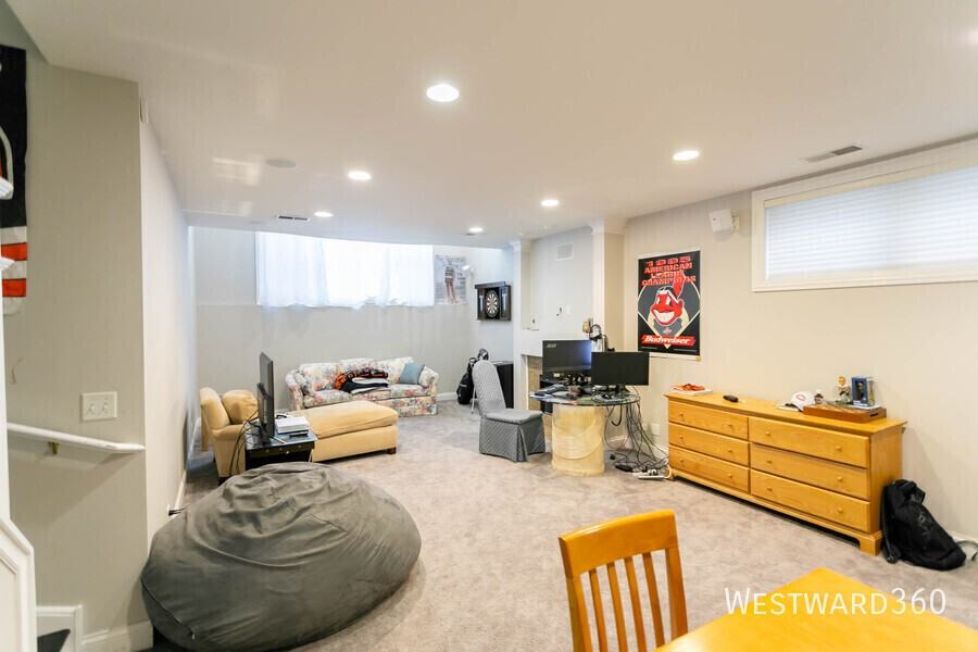 3231 N Clifton Ave #1N - Photo 6 of 14