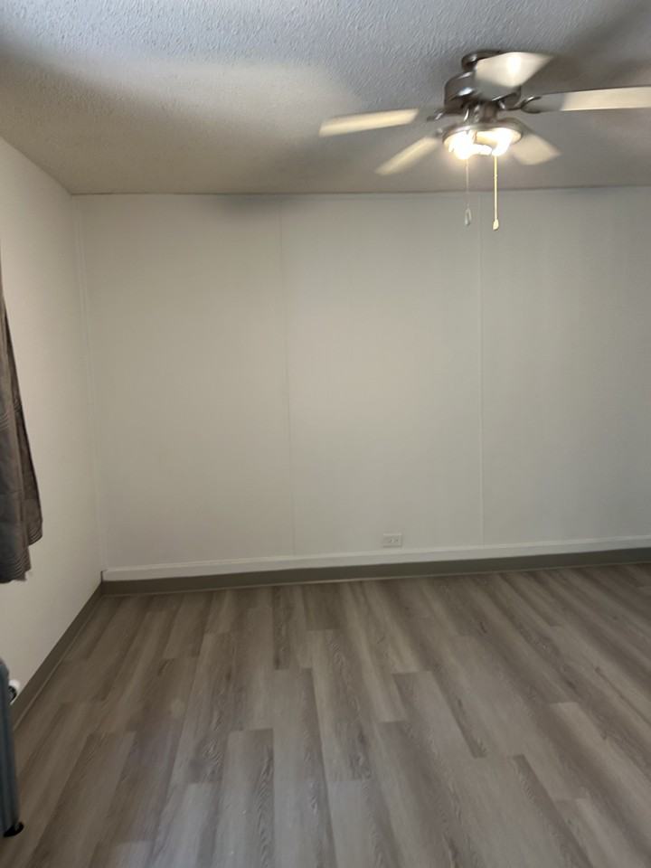 2346 Winnipeg St - Photo 2 of 9