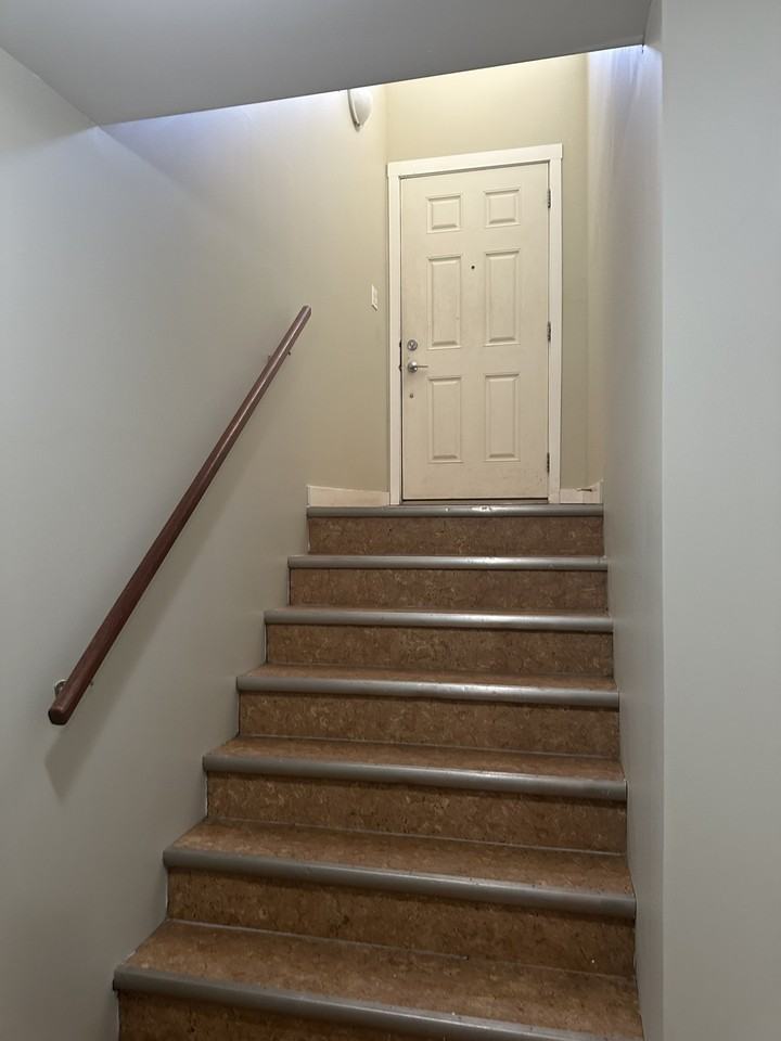 1834 Atkinson St - Photo 5 of 14