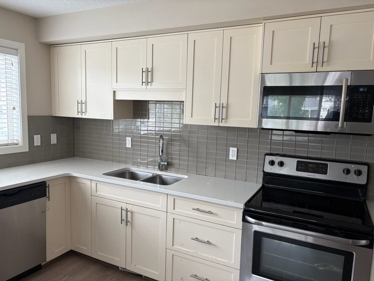 5722 Gordon Rd - Photo 3 of 28