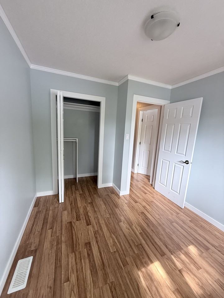 3222 Mcgill St - Photo 6 of 10