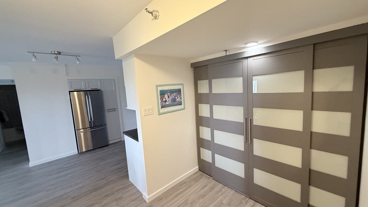 405 5th Ave N - Photo 2 of 17