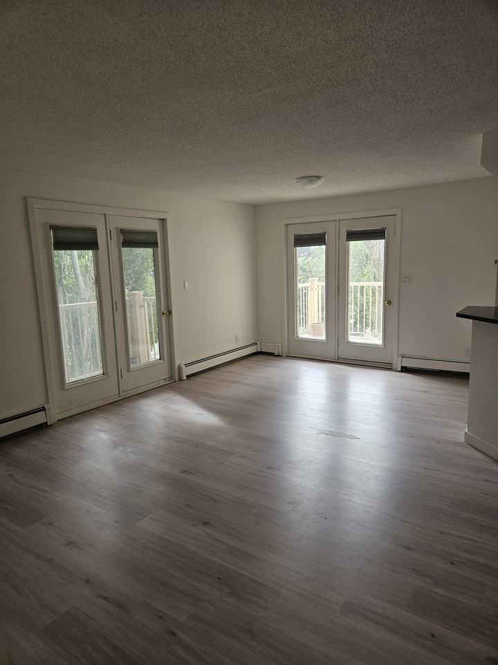 2315 Cornwall St - Photo 7 of 23