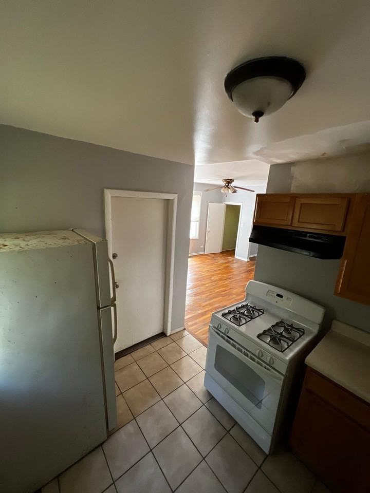 58 E 100th St #1 - Photo 3 of 13