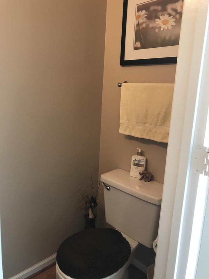 7122 Strawn Ct - Photo 6 of 10