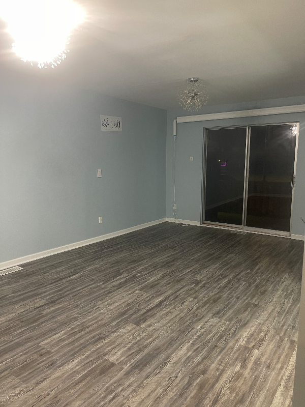 1620 Washtenaw Rd - Photo 4 of 16