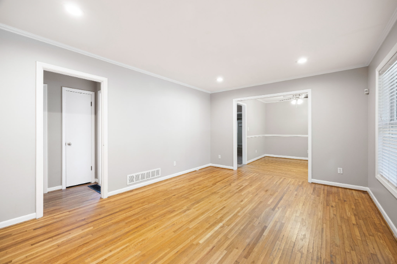 2563 Dering Ct Ne - Photo 4 of 28