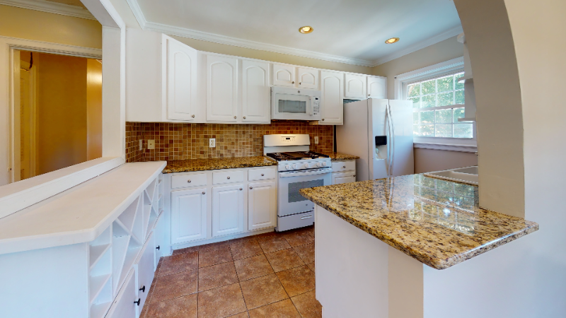 4052 W Johnson Cir - Photo 2 of 32