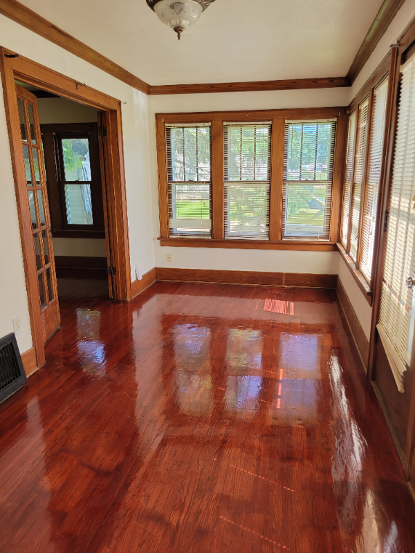 205 Spring St - Photo 7 of 9
