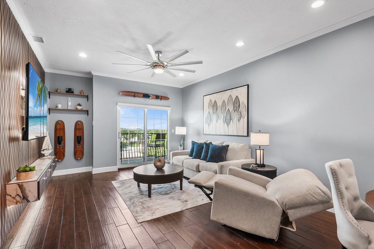235 6th St Nw #606 - Photo 3 of 50