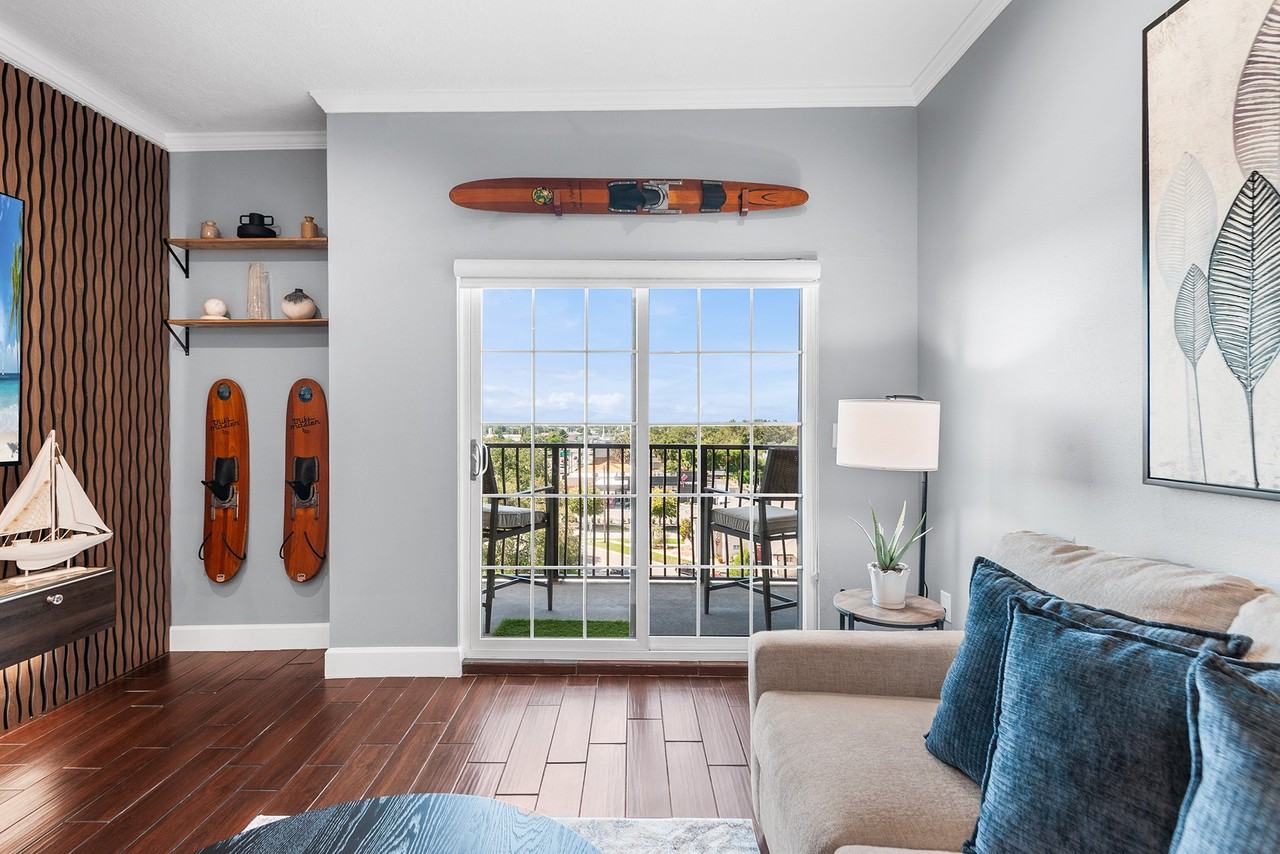 235 6th St Nw #606 - Photo 4 of 50