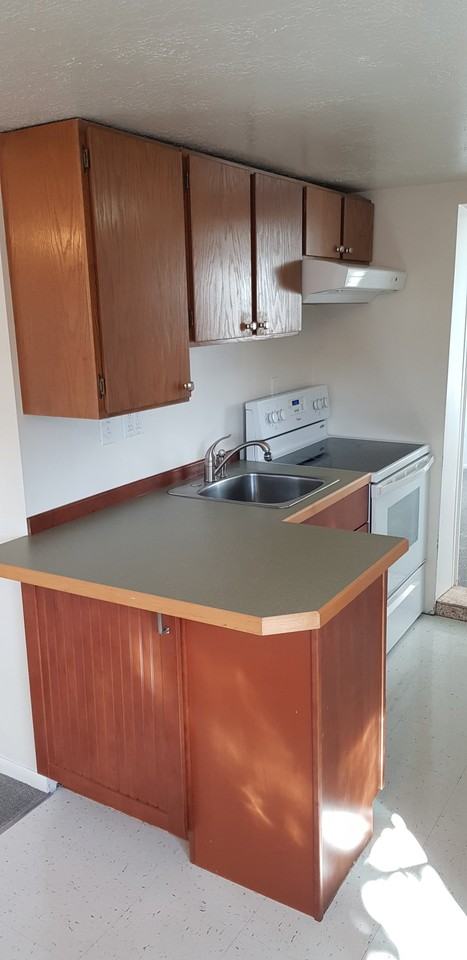 317 D St - Photo 5 of 17