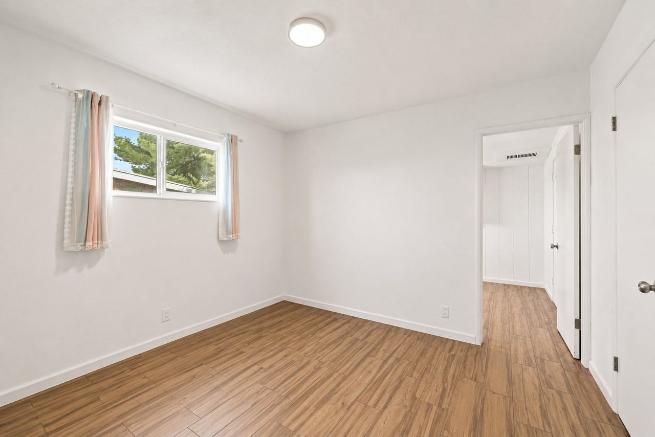 1410 N Jefferson Ave - Photo 5 of 14