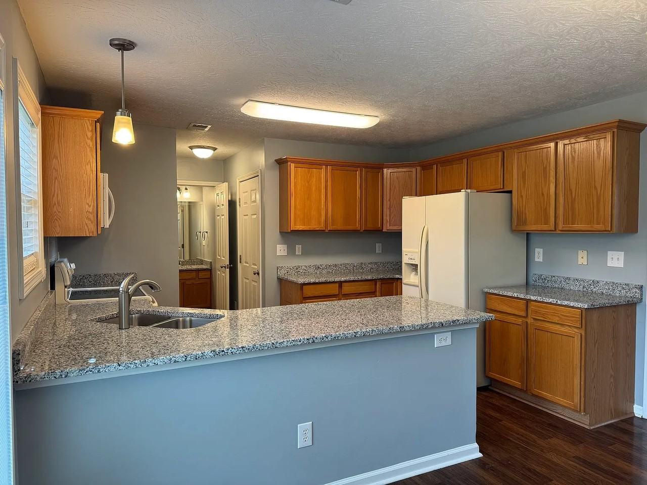 111 Warren Pass - Photo 6 of 37