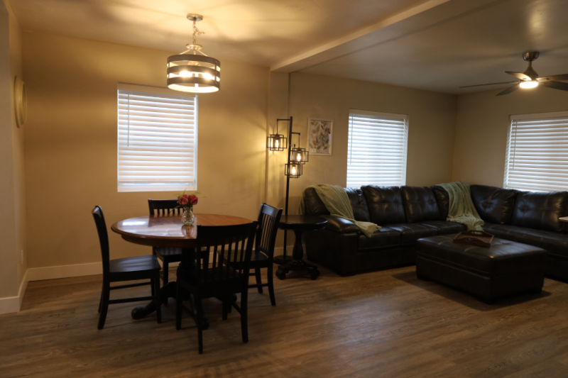 351 N Main St - Photo 7 of 23