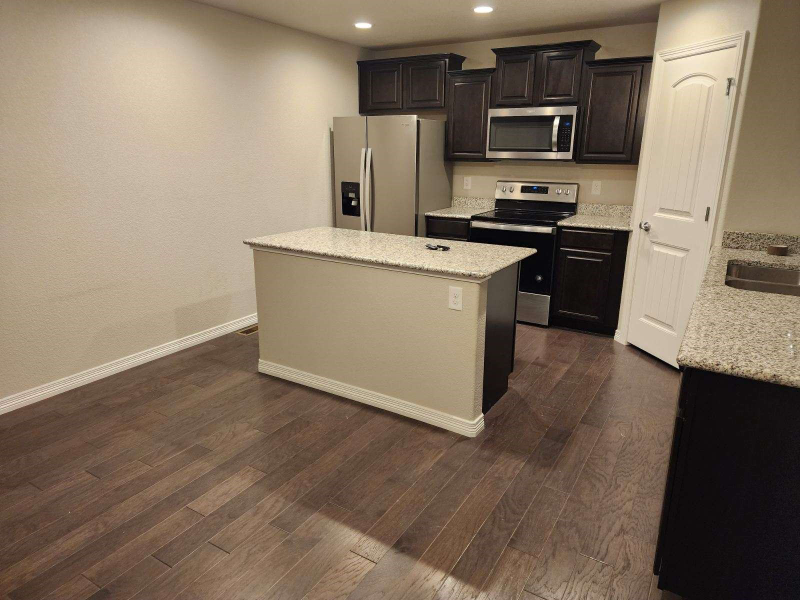 6527 Chaplin Dr - Photo 6 of 29