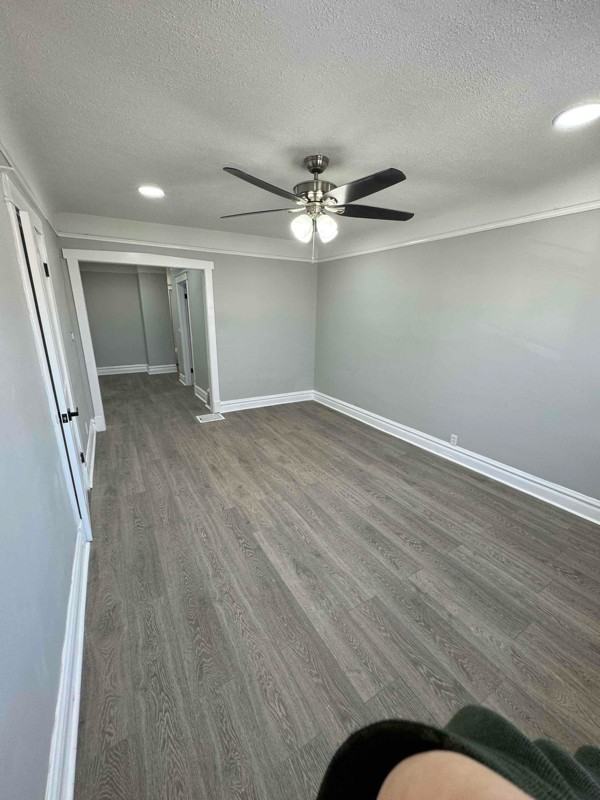 3834 N Nottingham Ave #2 - Photo 3 of 9