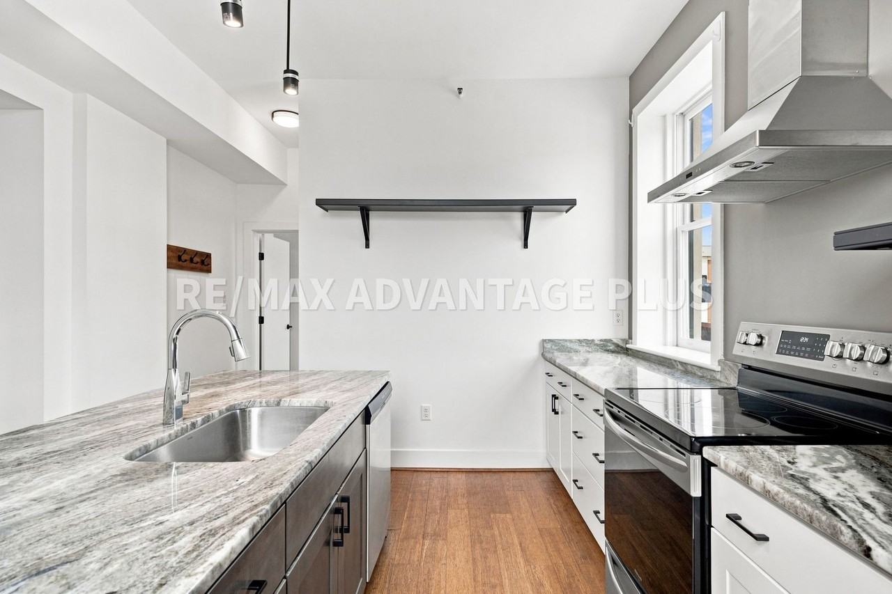 The Doyne Apartments - Photo 7 of 50