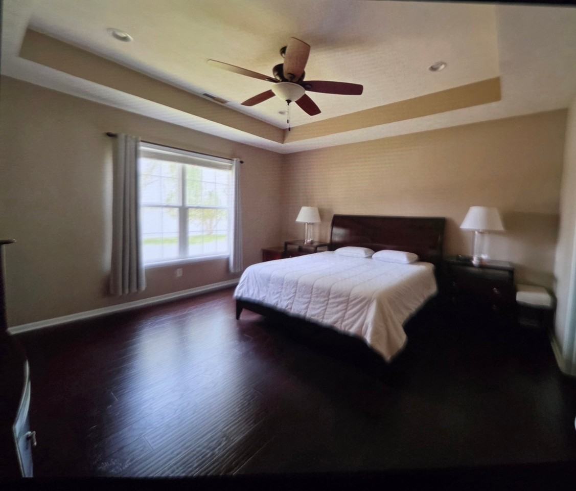 3218 S Courtney Dr - Photo 3 of 5