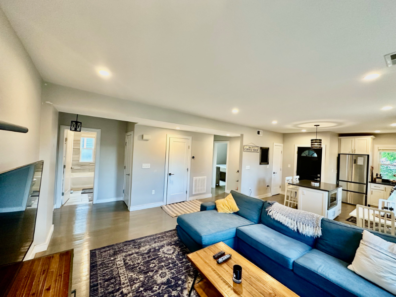 19 Highland St #1 - Photo 5 of 14