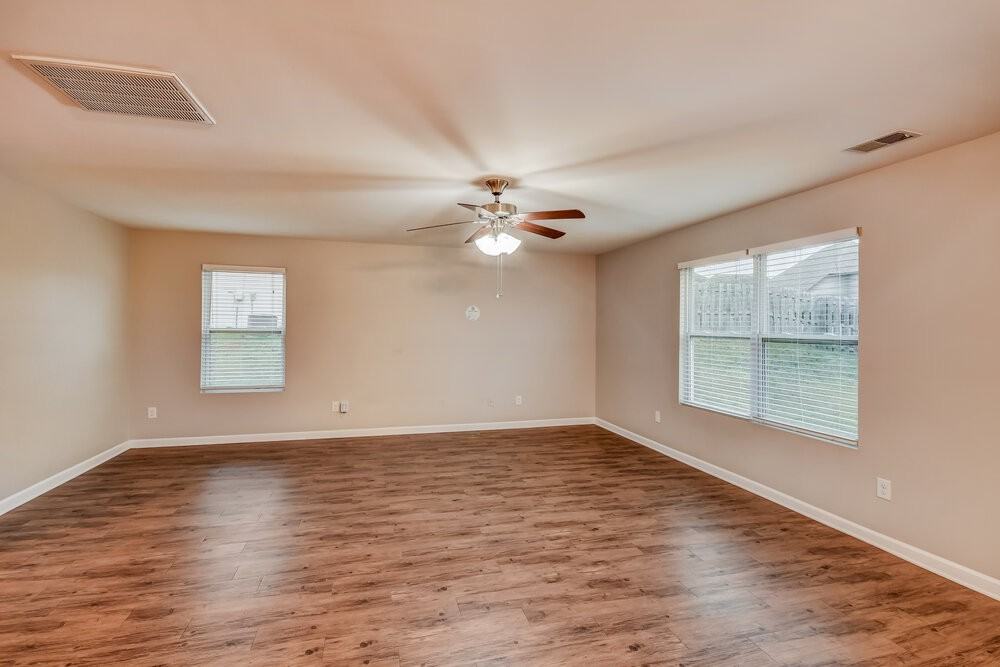 116 Rosegate Dr - Photo 4 of 17