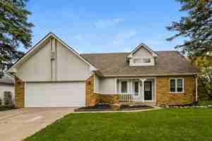 featured image of 5746 Echo Way