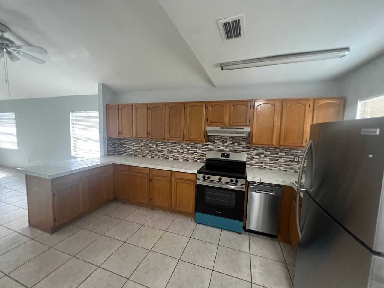 4843 Billy Direct Ln - Photo 6 of 17
