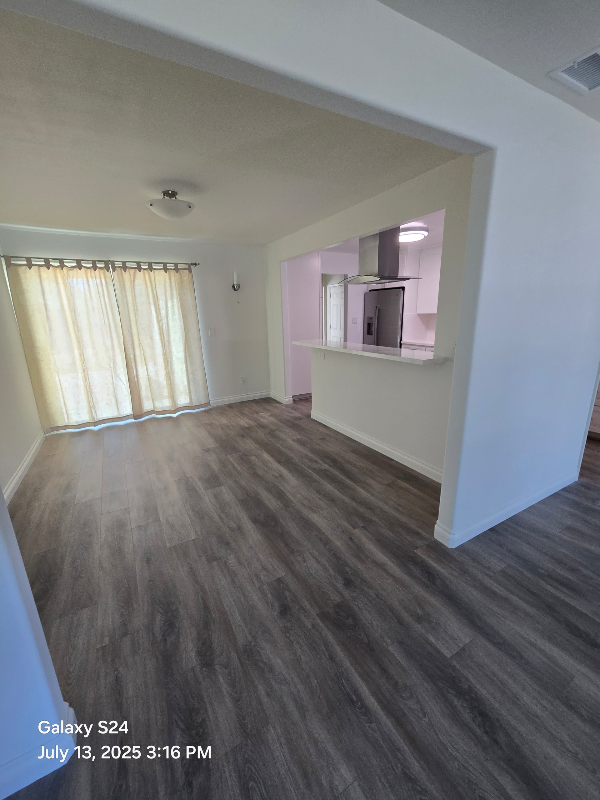 9310 Manor Dr - Photo 2 of 16