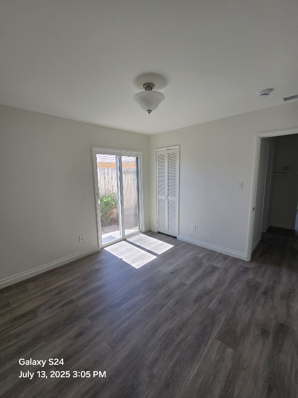 9310 Manor Dr - Photo 5 of 16