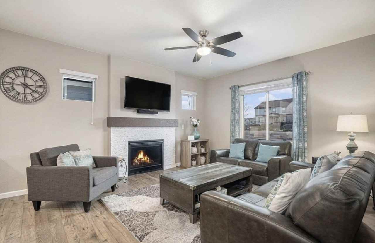 1170 Mcmurdo Cir - Photo 4 of 32