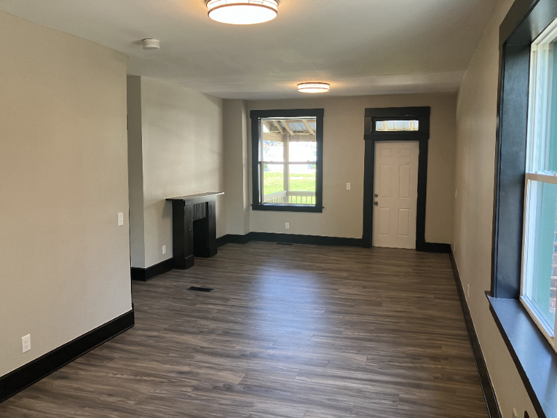 326 Taylor Ave - Photo 6 of 19