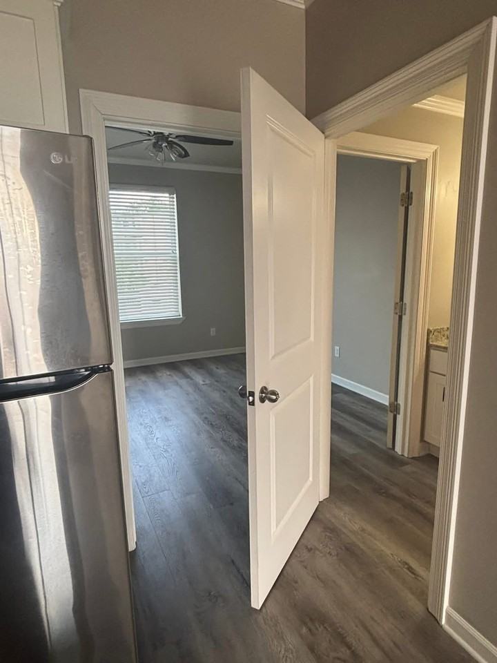 305 W 2nd St #205 - Photo 2 of 5