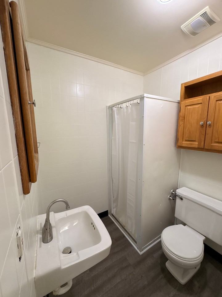 1913 Carroll Ave #4 - Photo 6 of 10