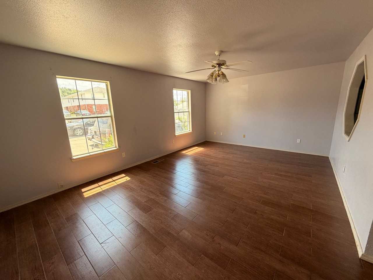 1120 Farley Cir #1120A - Photo 2 of 9