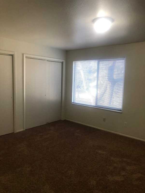 3154 S Eugenia Pl - Photo 5 of 6