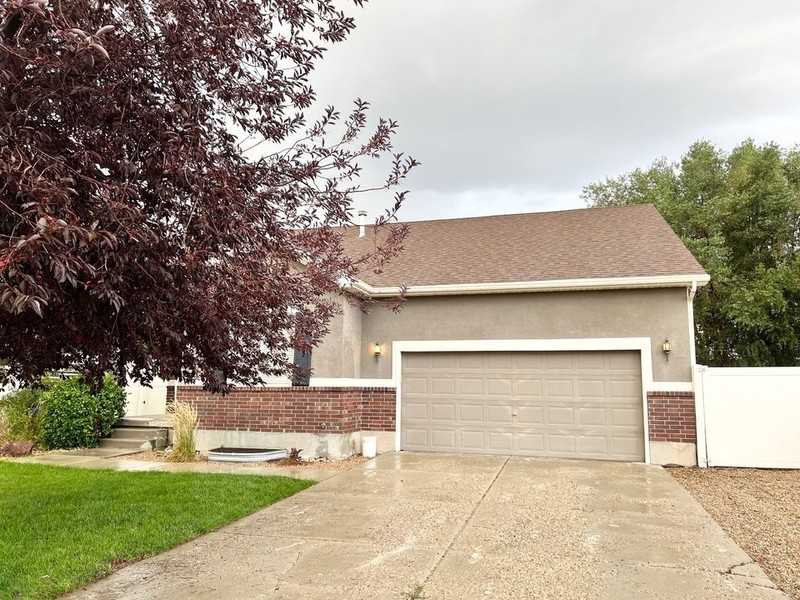 13341 S Shaunna Ln - Photo 2 of 33