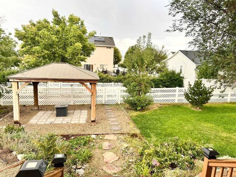 13341 S Shaunna Ln - Photo 4 of 33