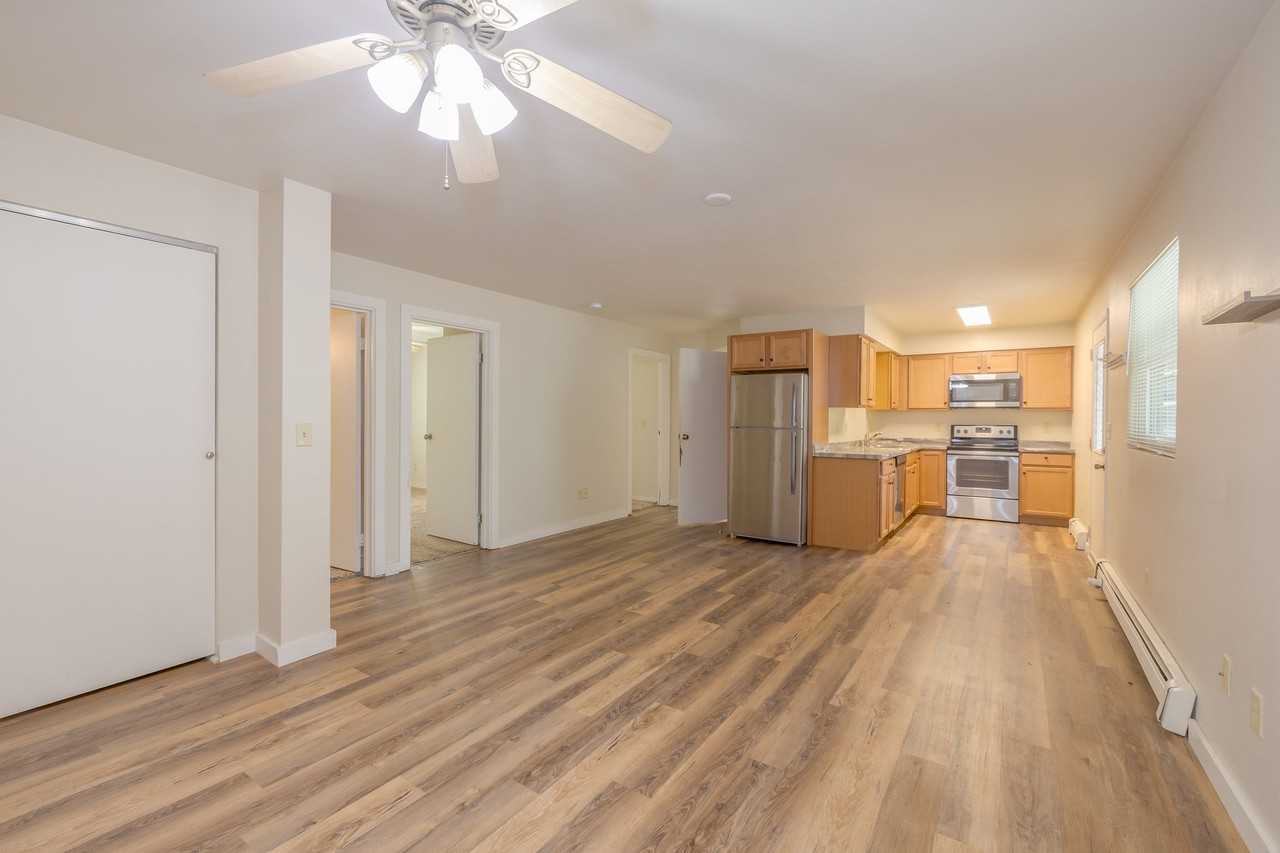 836 Vine Ave #F - Photo 3 of 15