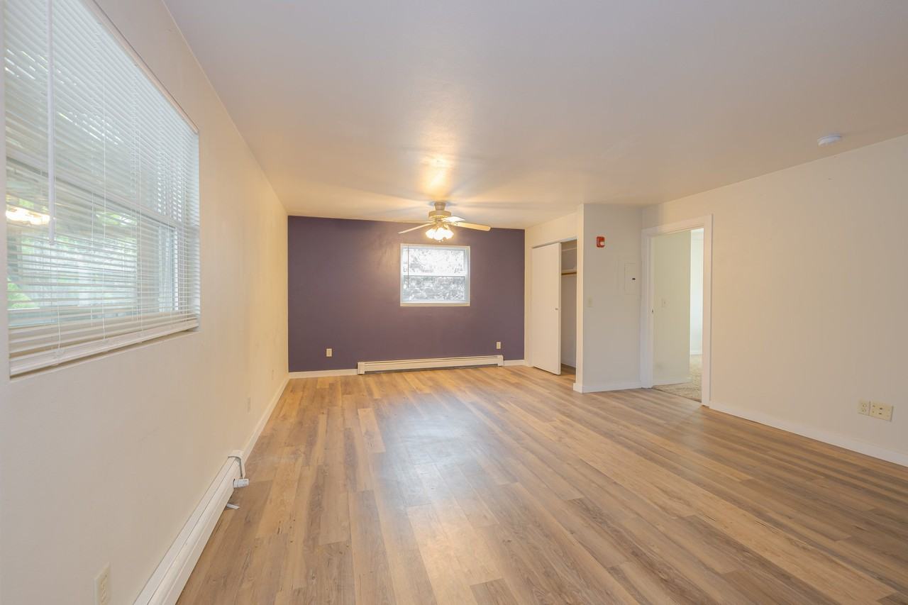 836 Vine Ave #F - Photo 4 of 15