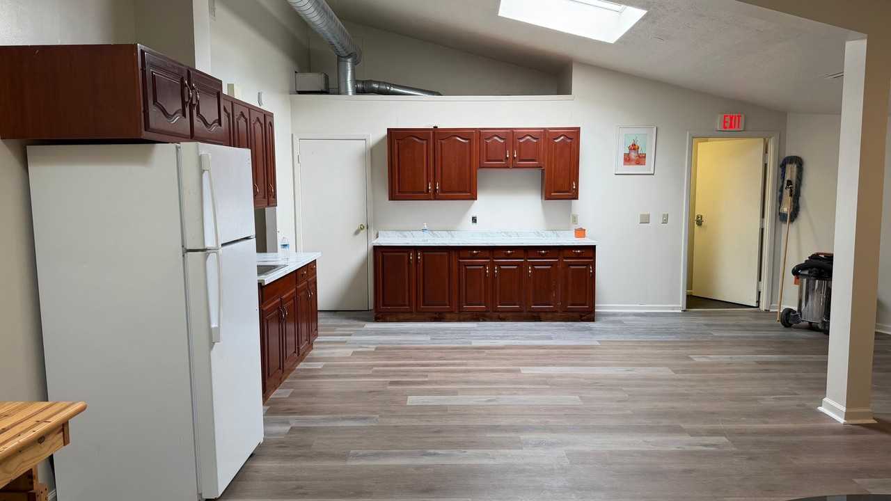 465 Blossom Rd #E1 - Photo 2 of 4