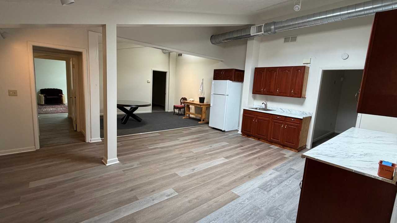 465 Blossom Rd #E1 - Photo 4 of 4