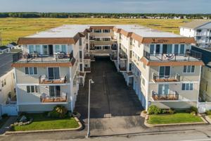 featured image of 407 Ocean Blvd #A2