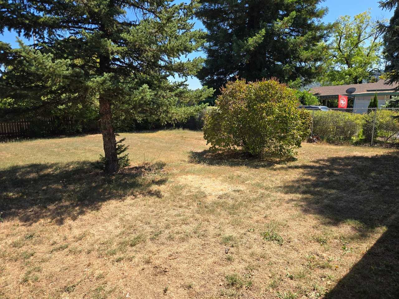 1231 Nw Keasey St - Photo 4 of 9