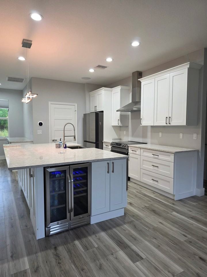 13305 79th St - Photo 5 of 20