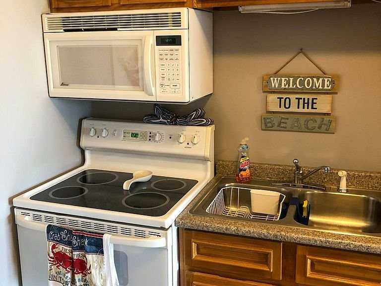 20 Brown Ave #62 - Photo 2 of 14