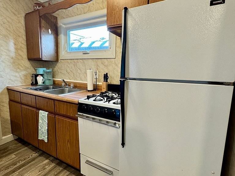 19 Auburn Ave #19 - Photo 5 of 10