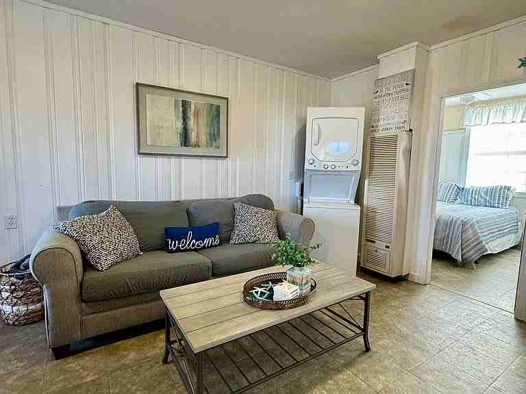 19 Auburn Ave #21 - Photo 2 of 11