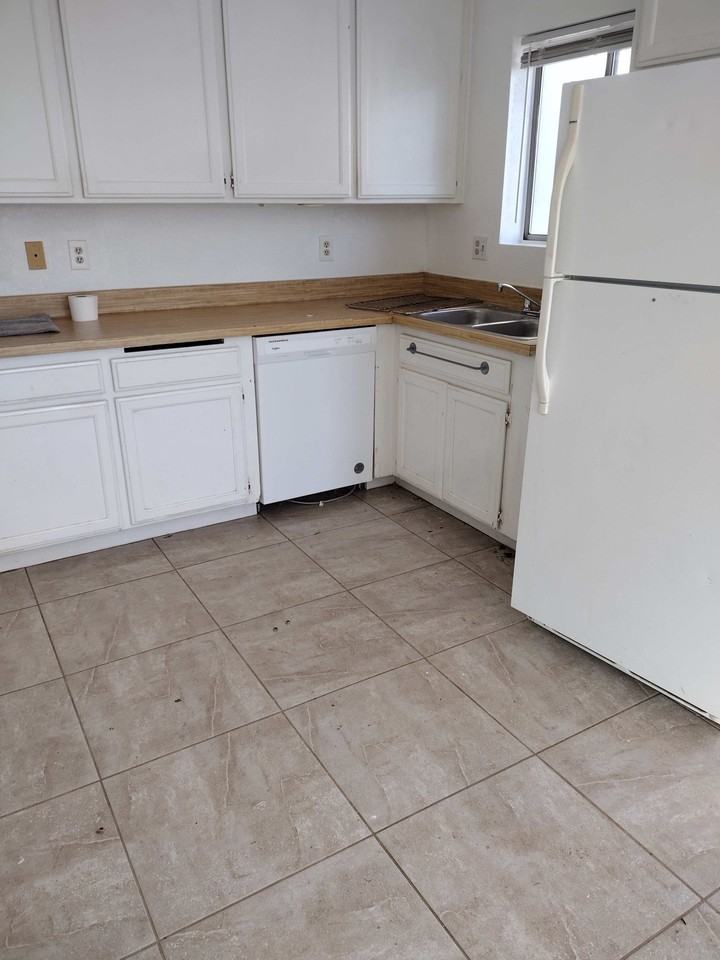 6610 Juniper Crest Road Guest House - Photo 3 of 7