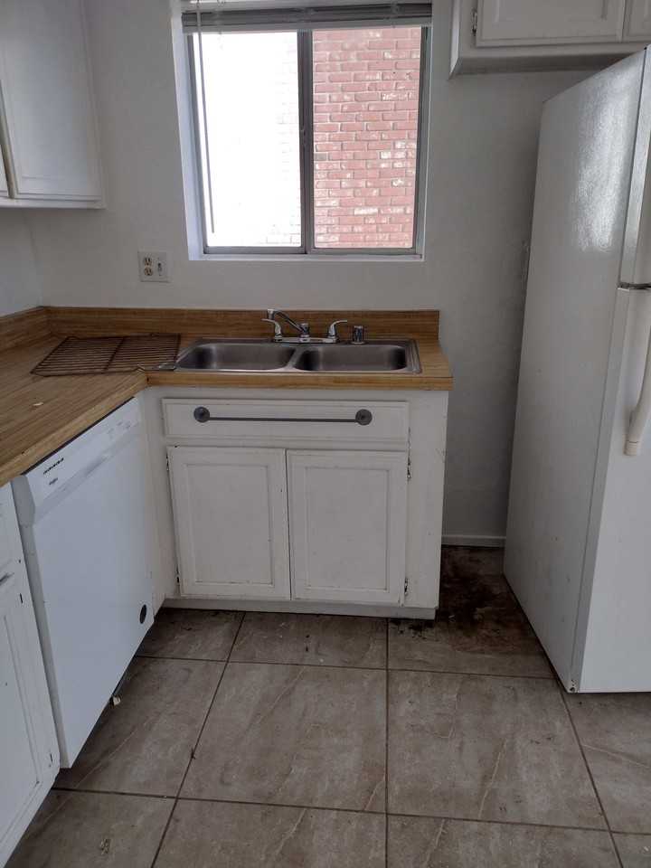 6610 Juniper Crest Road Guest House - Photo 7 of 7