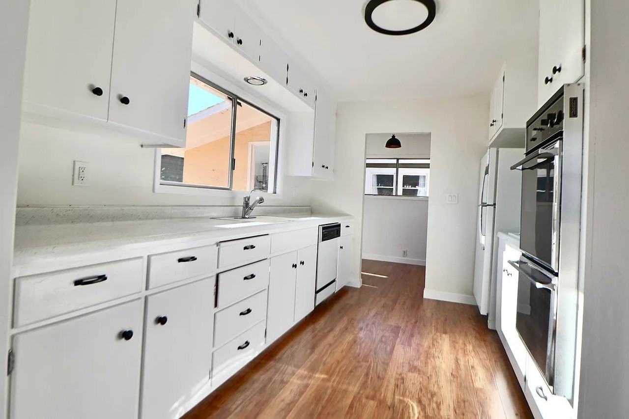 129 Oakes Blvd - Photo 3 of 20